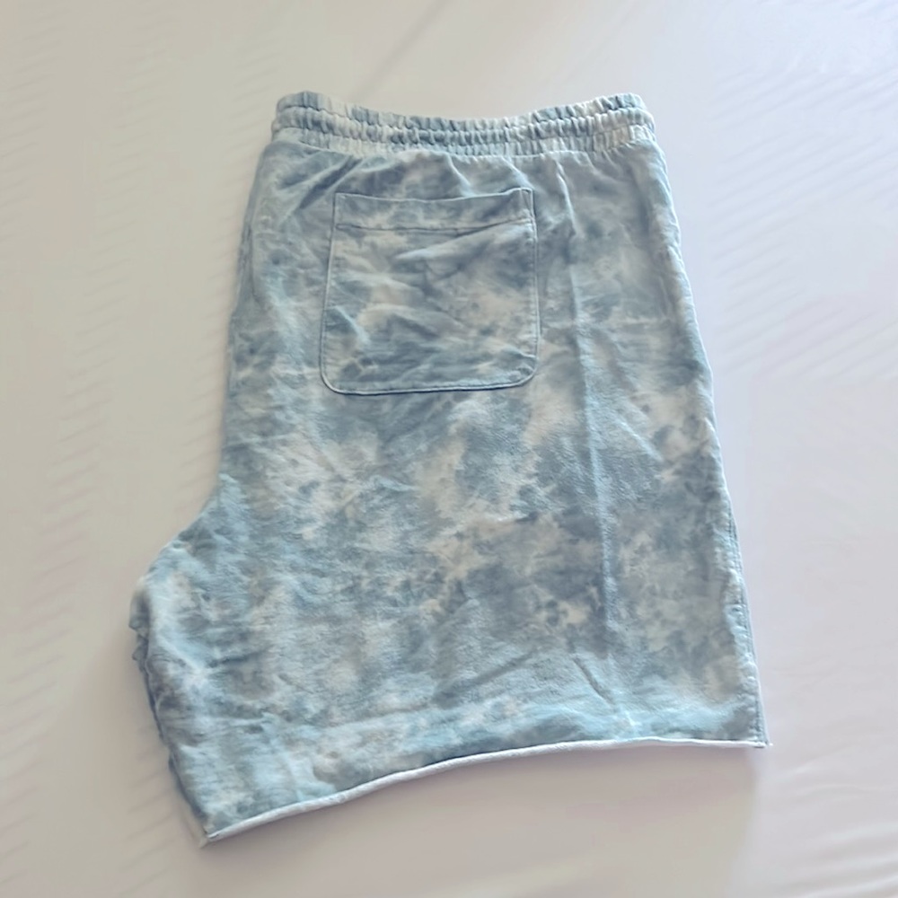 🤍💙BABY BLUE & WHITE PLUS SIZE SHORTS🤍💙